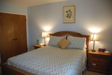 Queen bedroom upstairs